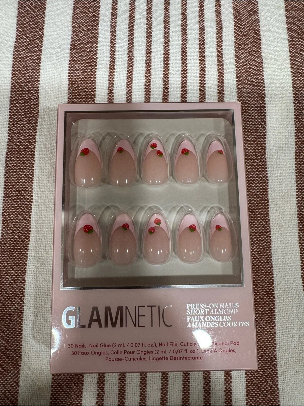 GLAMNETIC Press-On Nails - Set of 3